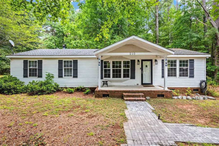 210 Valley View DR, Clover, SC 29710