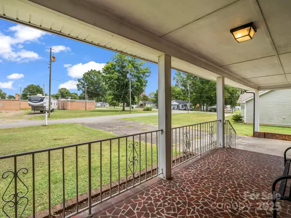 Cherryville, NC 28021,501 Weaver ST