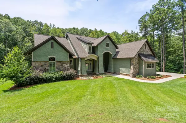 Mooresville, NC 28117,133 Wolf Hill DR