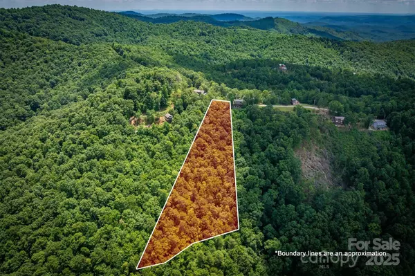 6824 Silver Creek LN, Morganton, NC 28655