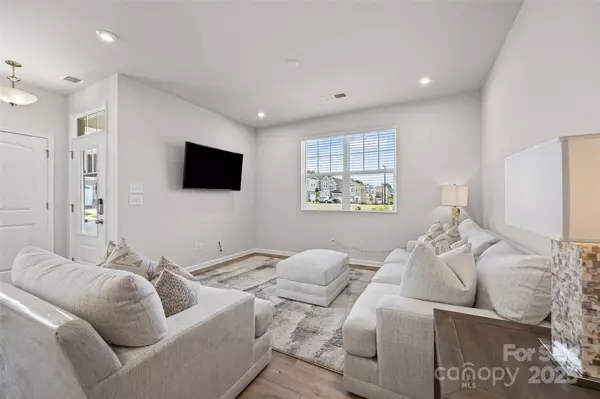 Charlotte, NC 28278,15345 Braid Meadow DR