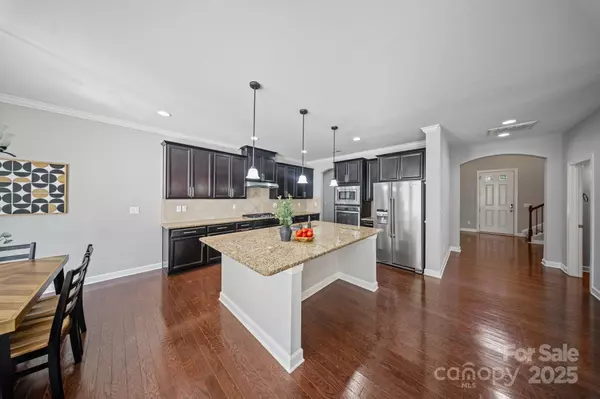 Tega Cay, SC 29708,1433 Cilantro CT