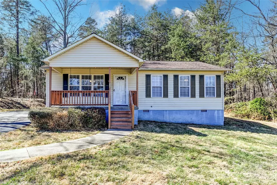 141 Clara DR, Statesville, NC 28677