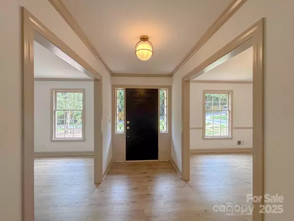 Hickory, NC 28601,771 9th ST NW