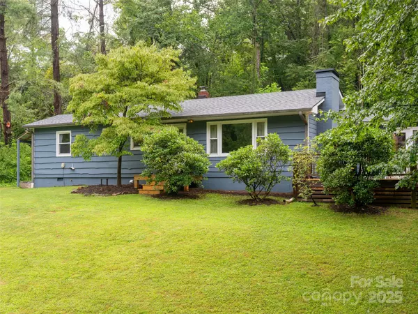 Asheville, NC 28804,3 Valley LN