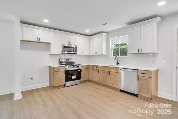Landis, NC 28088,306 Buford DR