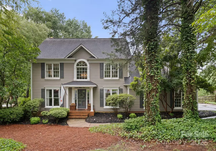 2509 Honey Creek LN, Matthews, NC 28105