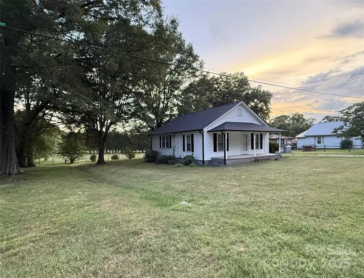 China Grove, NC 28023,430 Brown RD
