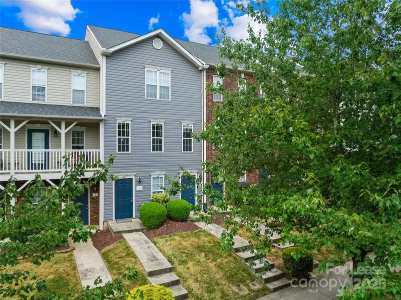 118 Steam Engine DR #108, Mooresville, NC 28115