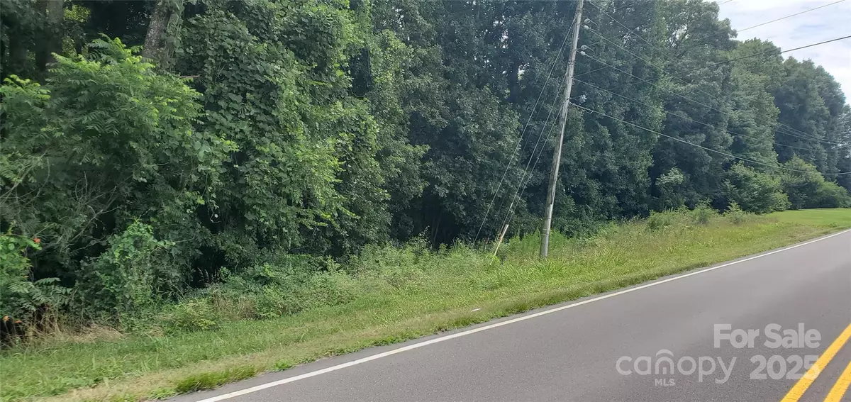 Mocksville, NC 27028,3929 US Highway 64 HWY W #7