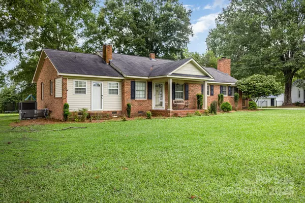 Lancaster, SC 29720,165 Bailey RD
