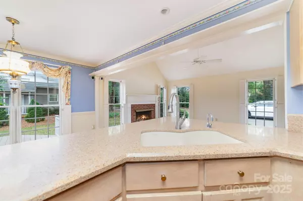 Statesville, NC 28625,415 N Greenbriar RD