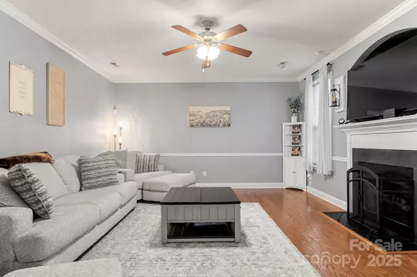 Clover, SC 29710,395 Lone Tree LN