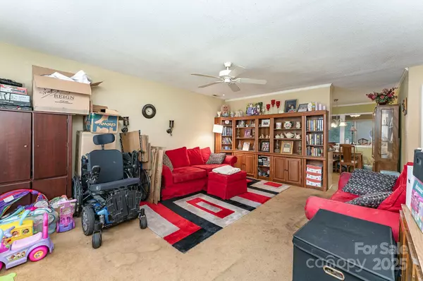 Fort Mill, SC 29715,115 David CT