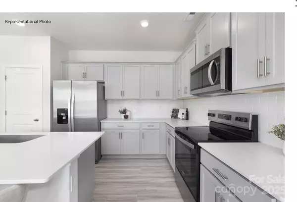 Kings Mountain, NC 28086,213 Parker Claire LN