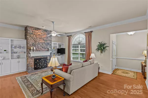 Matthews, NC 28105,3270 Abbey Walk LN