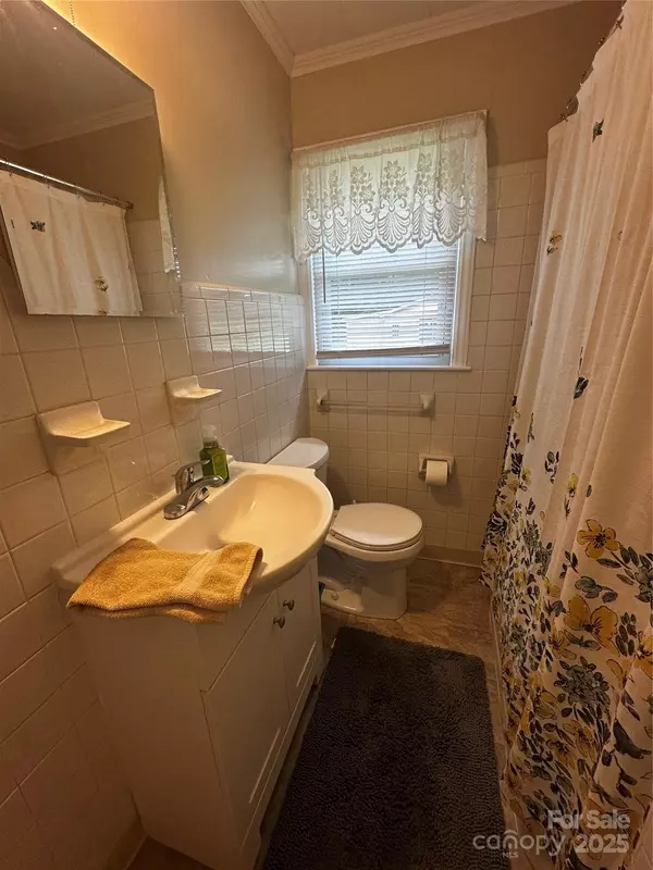 Norwood, NC 28128,435 Parker CIR