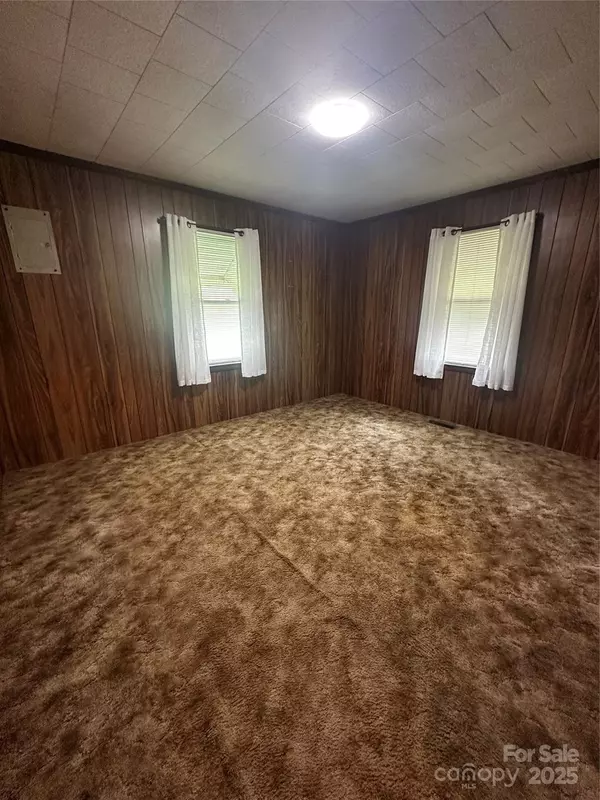 Norwood, NC 28128,435 Parker CIR