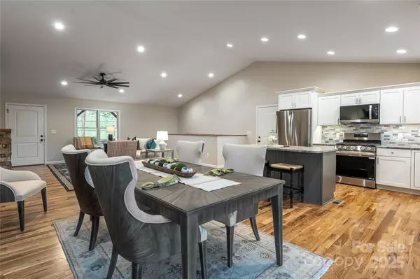 181 Flint Morgan RD, Mars Hill, NC 28754