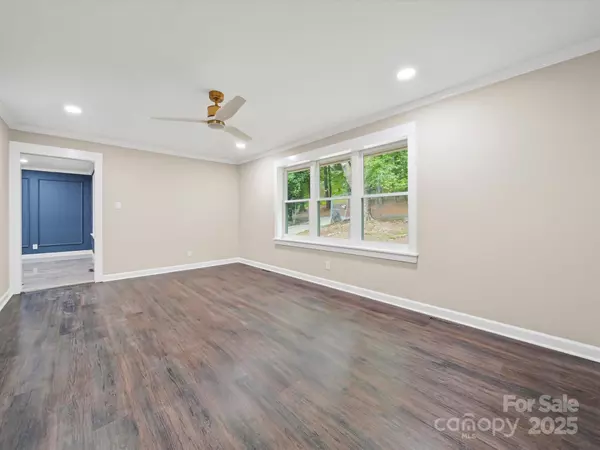 Spencer, NC 28159,504 1st ST