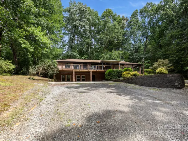 303 Brightwater Heights DR, Hendersonville, NC 28791