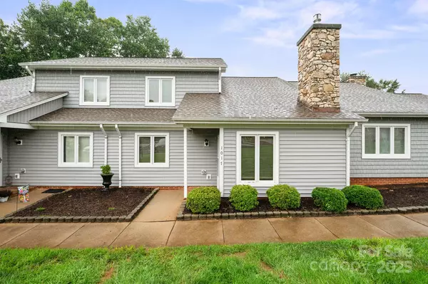 Hickory, NC 28601,1017 21st AVE NE