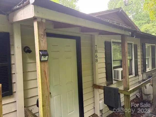 7868 Kinglet RD, Connelly Springs, NC 28612