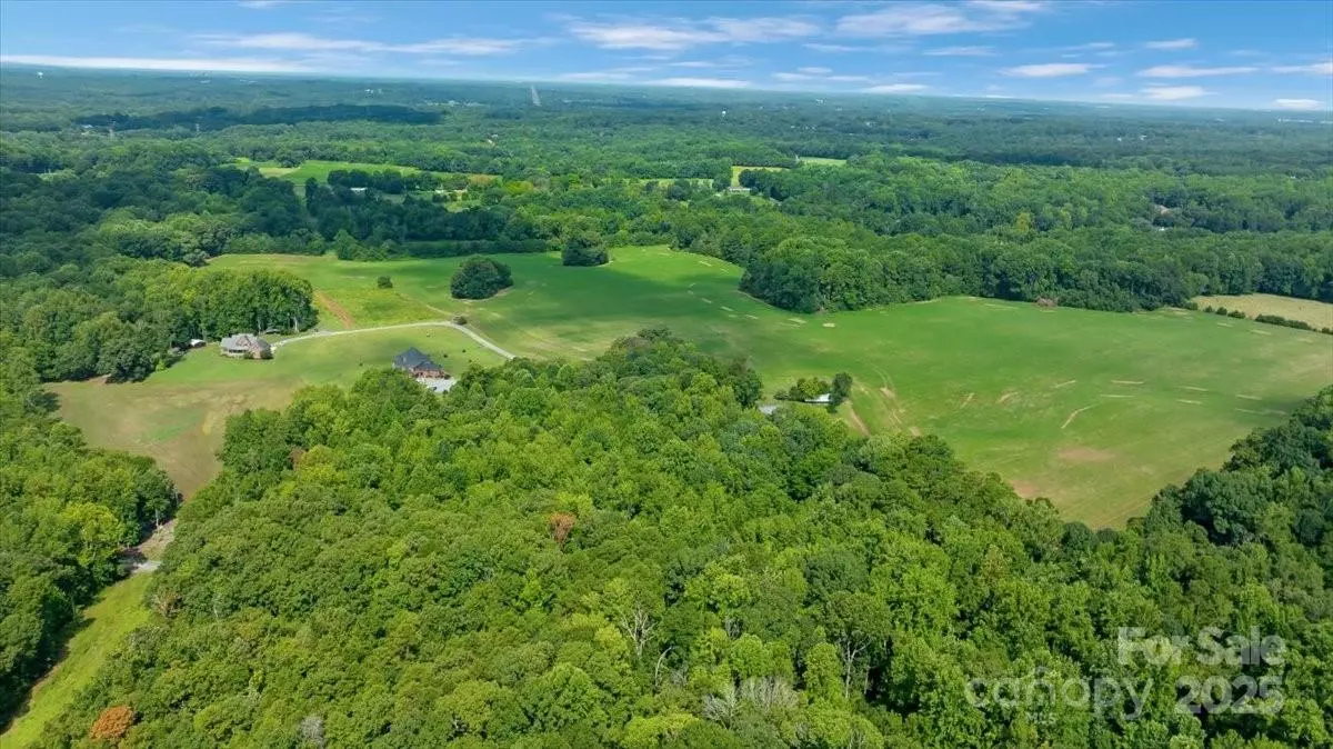 Kannapolis, NC 28081,6872 Buttercup LN