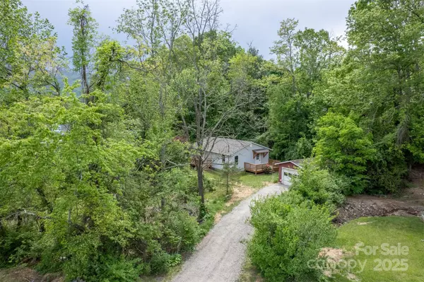 Swannanoa, NC 28778,307 Hawthorne AVE