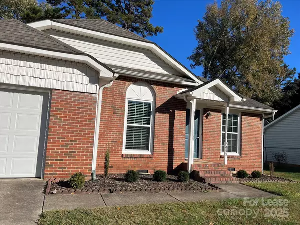 Charlotte, NC 28211,6443 Tivoli CT
