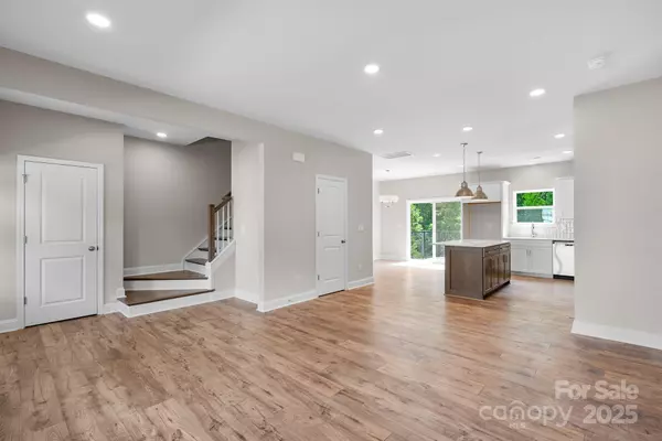 Asheville, NC 28804,183 Cherry Springs LN #24-B