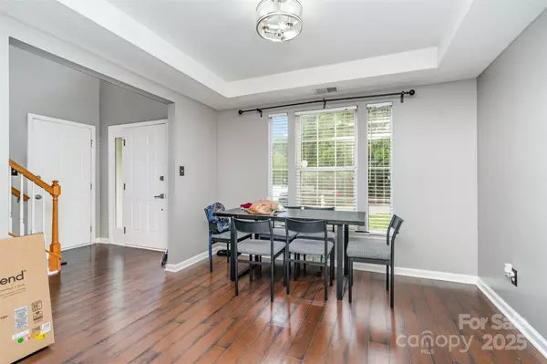 Charlotte, NC 28216,9526 Nettle DR