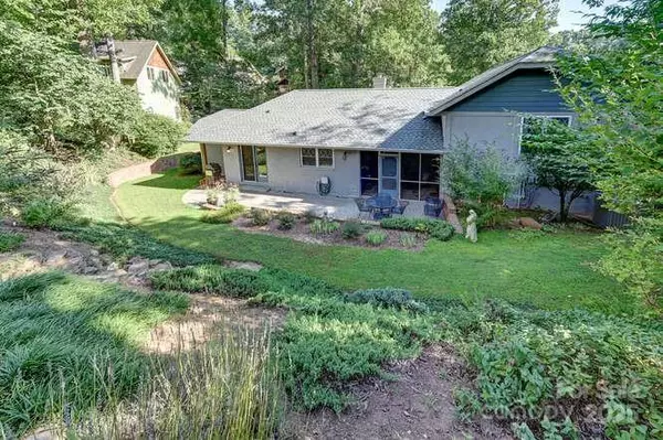 Asheville, NC 28806,162 Morningside DR