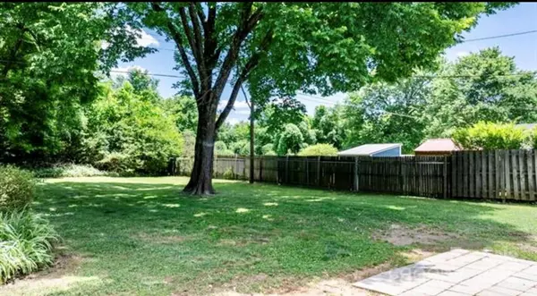 Troutman, NC 28166,639 S Eastway DR