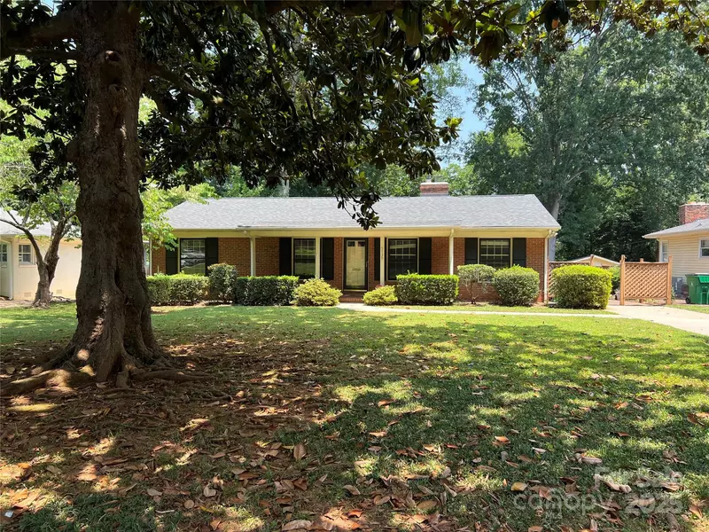 5739 Murrayhill RD, Charlotte, NC 28210