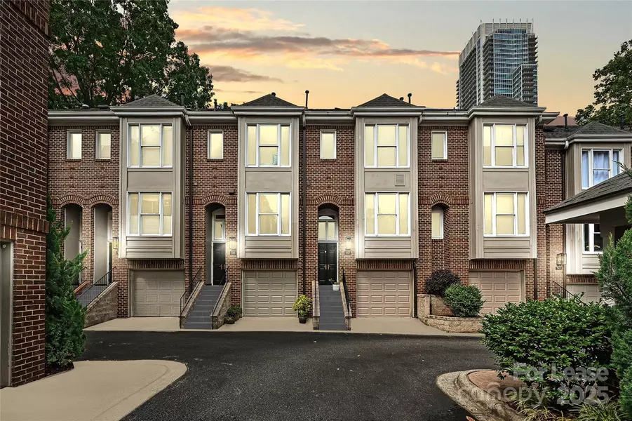 343 W 7th ST, Charlotte, NC 28202