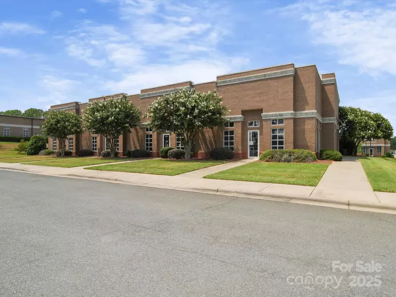 1640 Campus Park DR #A and B, Monroe, NC 28112