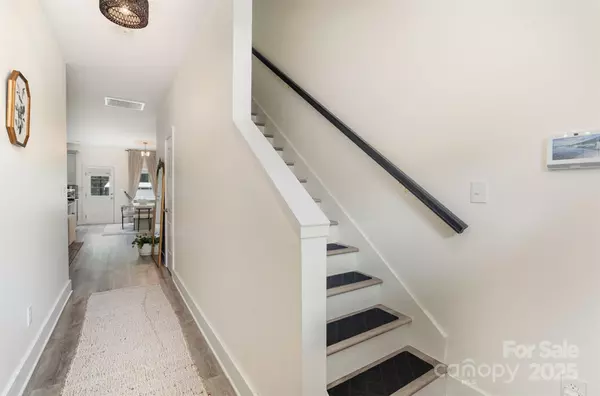 Kannapolis, NC 28083,1052 Mclain RD