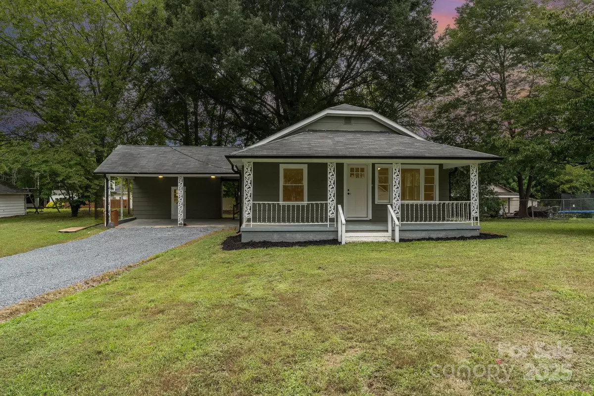 Kannapolis, NC 28081,138 Westover AVE