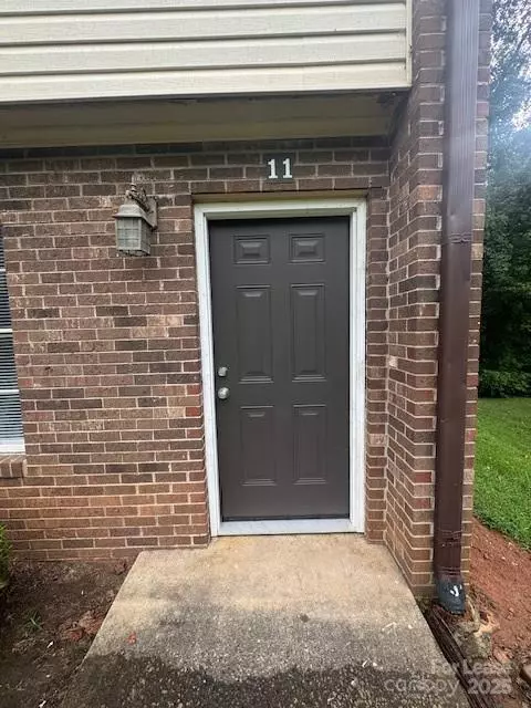 Lenoir, NC 28645,804 British Woods DR SW #11
