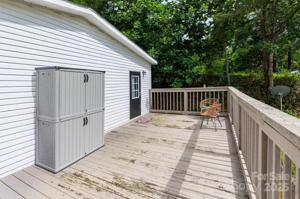 Mars Hill, NC 28754,205 Sleepy Hollow DR
