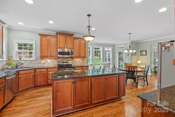 Denver, NC 28037,5875 Tipperary DR