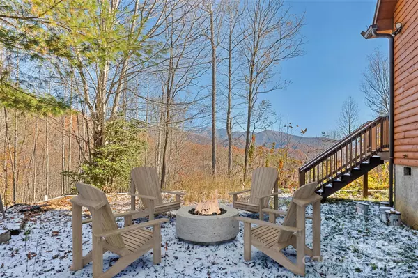 Whittier, NC 28789,136 Rider RDG