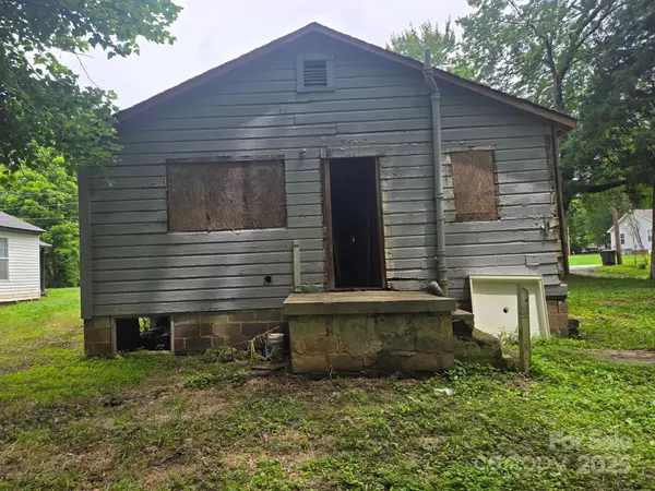 Statesville, NC 28677,1105 Brown Summit AVE