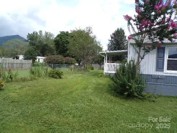 Waynesville, NC 28785,71 Flat Creek RD