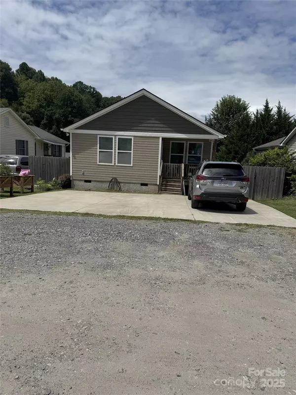 Swannanoa, NC 28778,9 Half Moon DR
