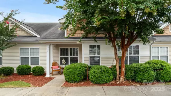 Clover, SC 29710,736 Waterfall WAY