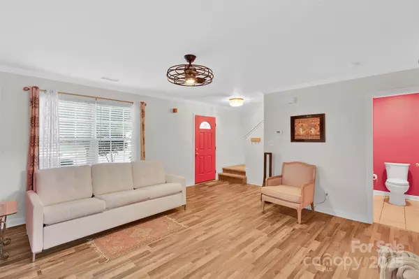 Lowell, NC 28098,811 River Trail RD