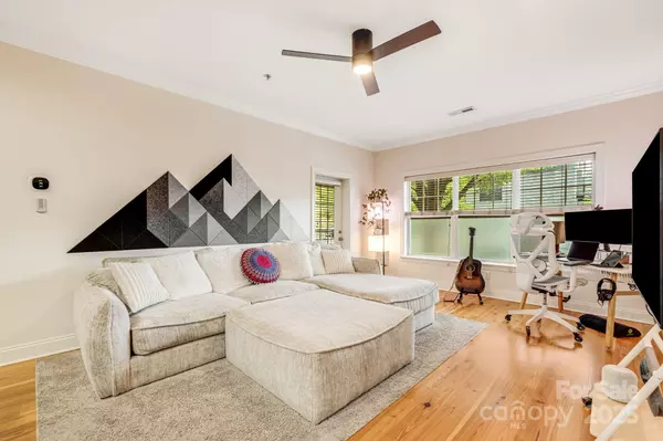 Asheville, NC 28801,175 S Lexington AVE #106