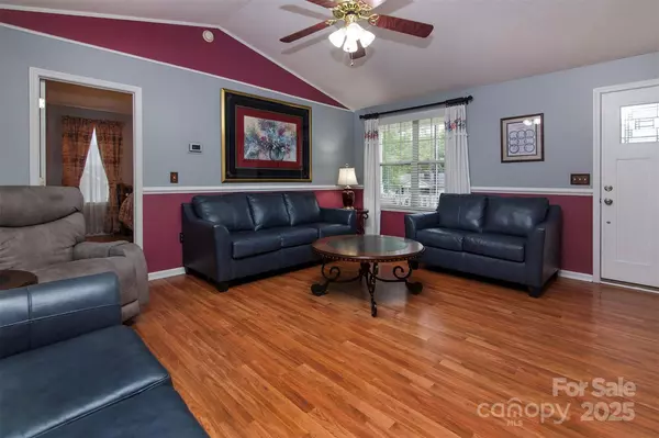 Kannapolis, NC 28083,1713 Bernard AVE